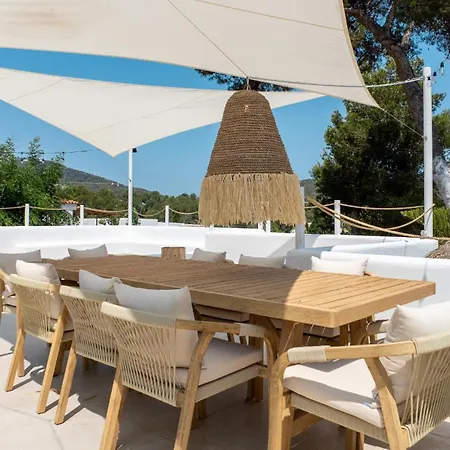 Clara Ibiza Vila